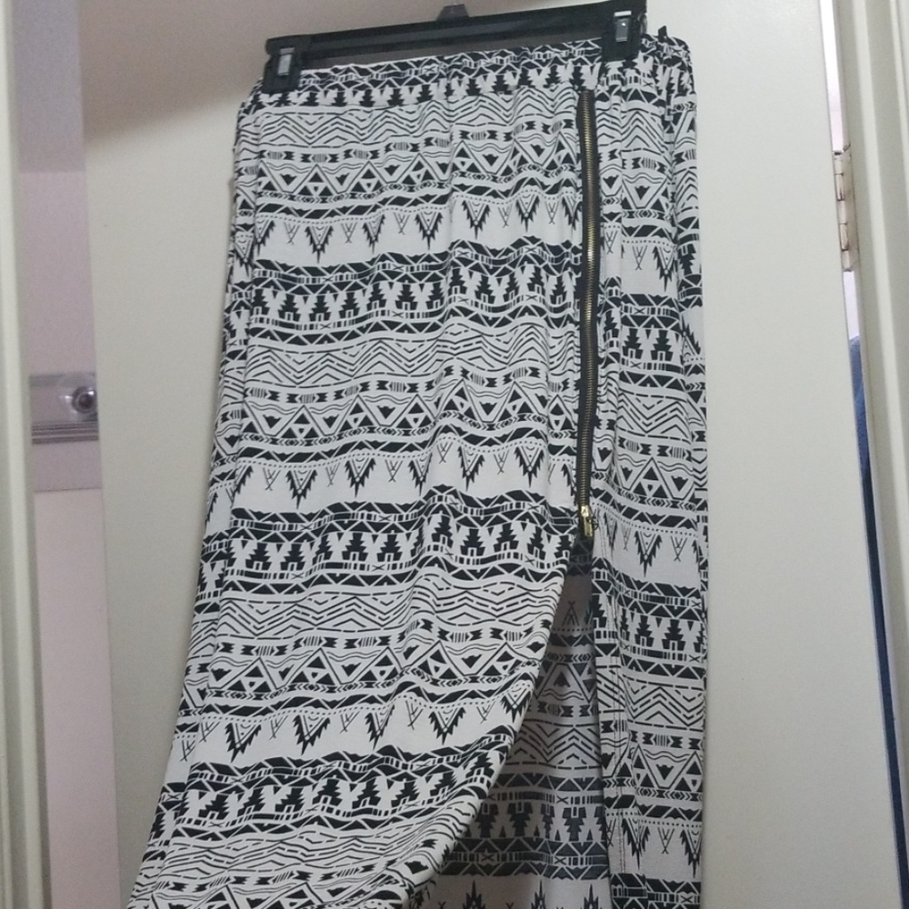 Tribal print maxi long skirt with high slit